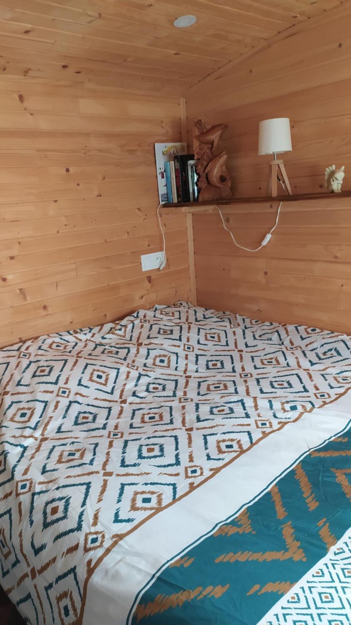 Roulotte De La Petite Beauronne Luxe tent